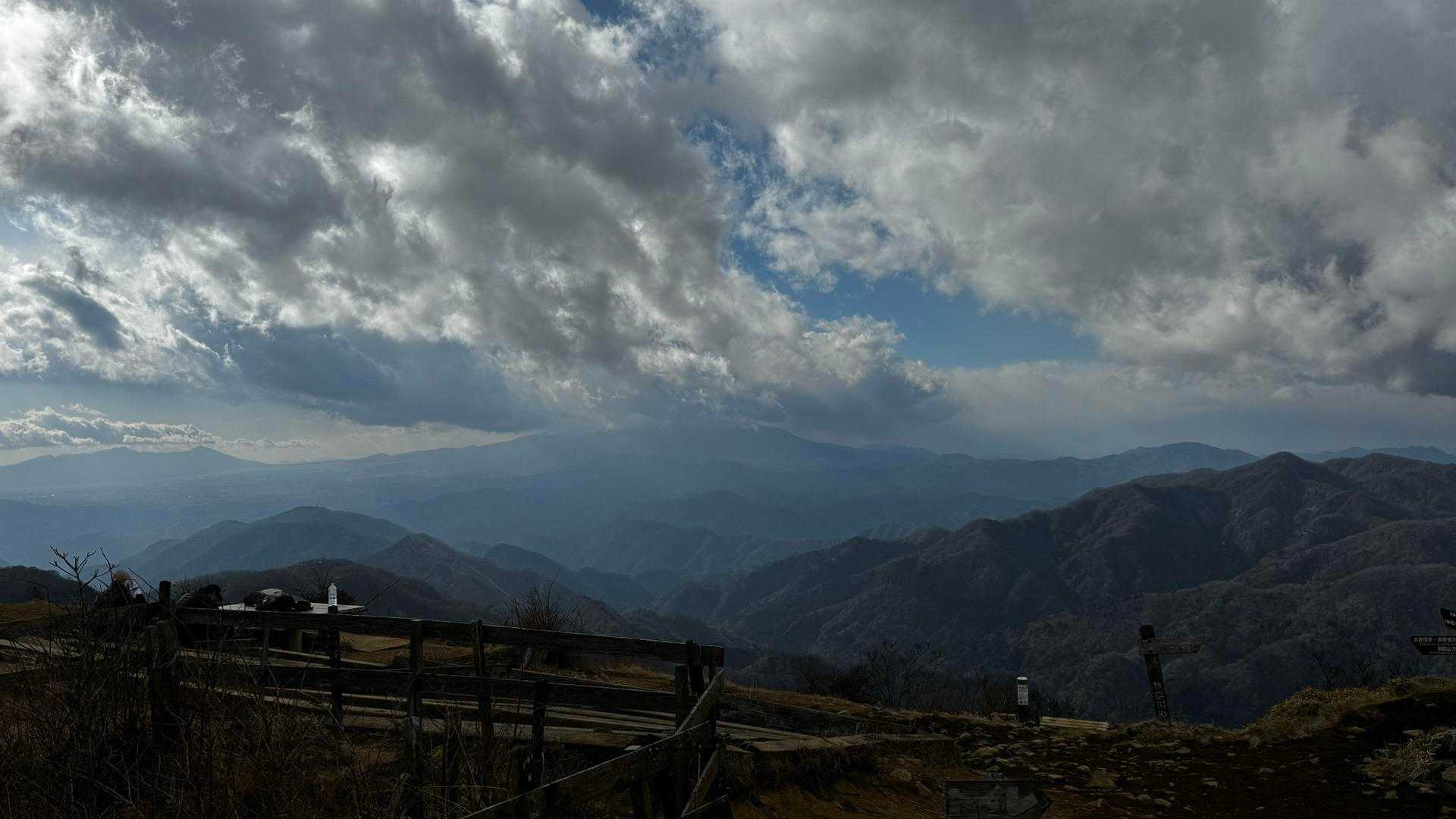表丹沢縦走（二ノ塔・三ノ塔・塔ノ岳） の写真 13