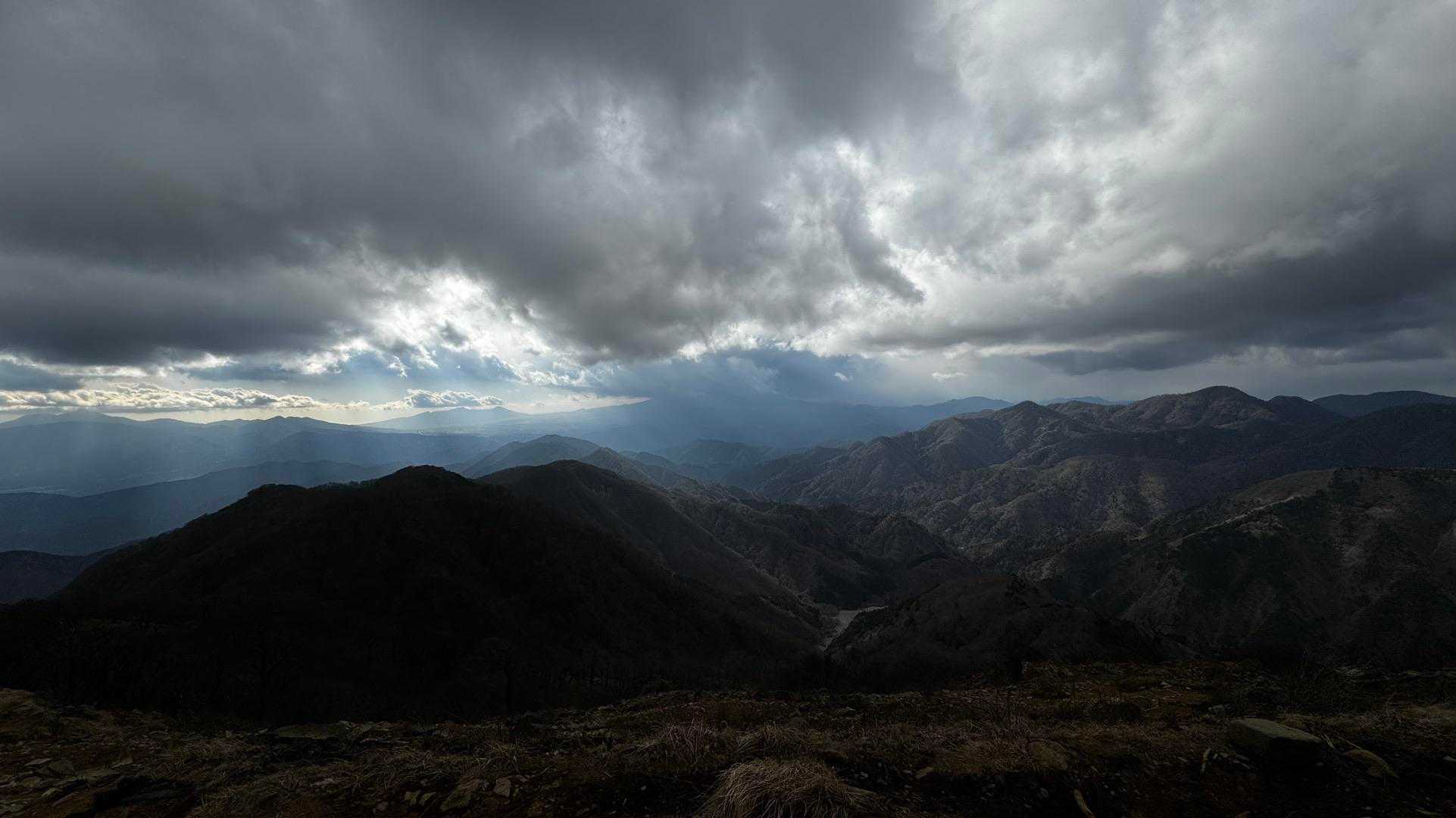 表丹沢縦走（二ノ塔・三ノ塔・塔ノ岳） の写真 16