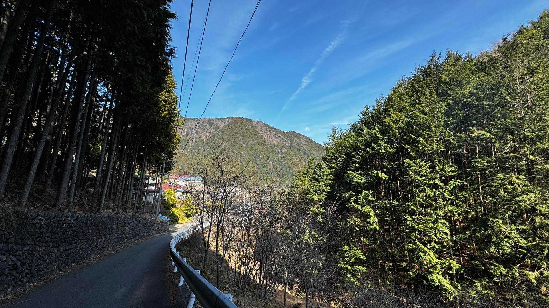 奥多摩、石尾根テン泊縦走（鴨沢〜七ツ石山〜鷹ノ巣山〜六ツ石山〜奥多摩駅） の写真 119