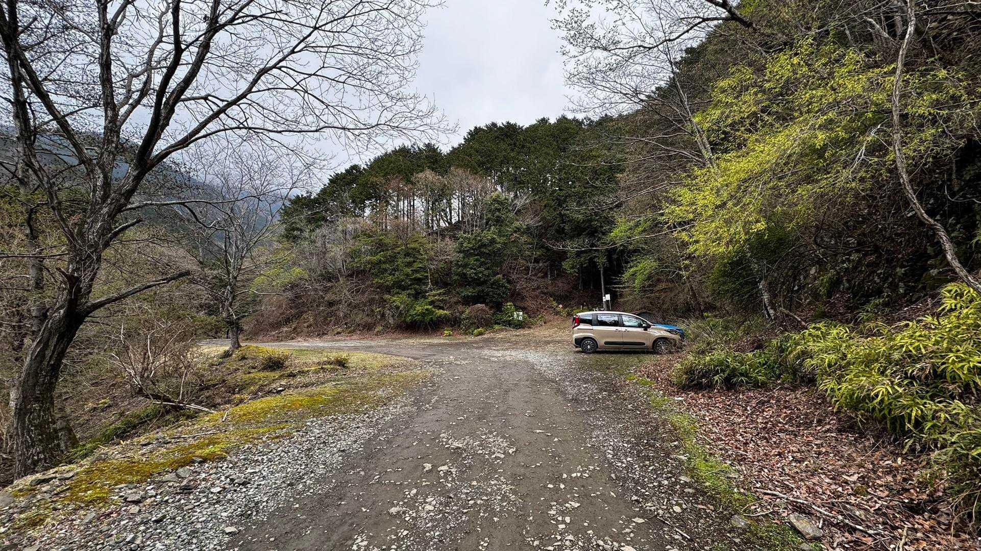 鍋割山・塔ノ岳・烏尾山縦走 の写真 55