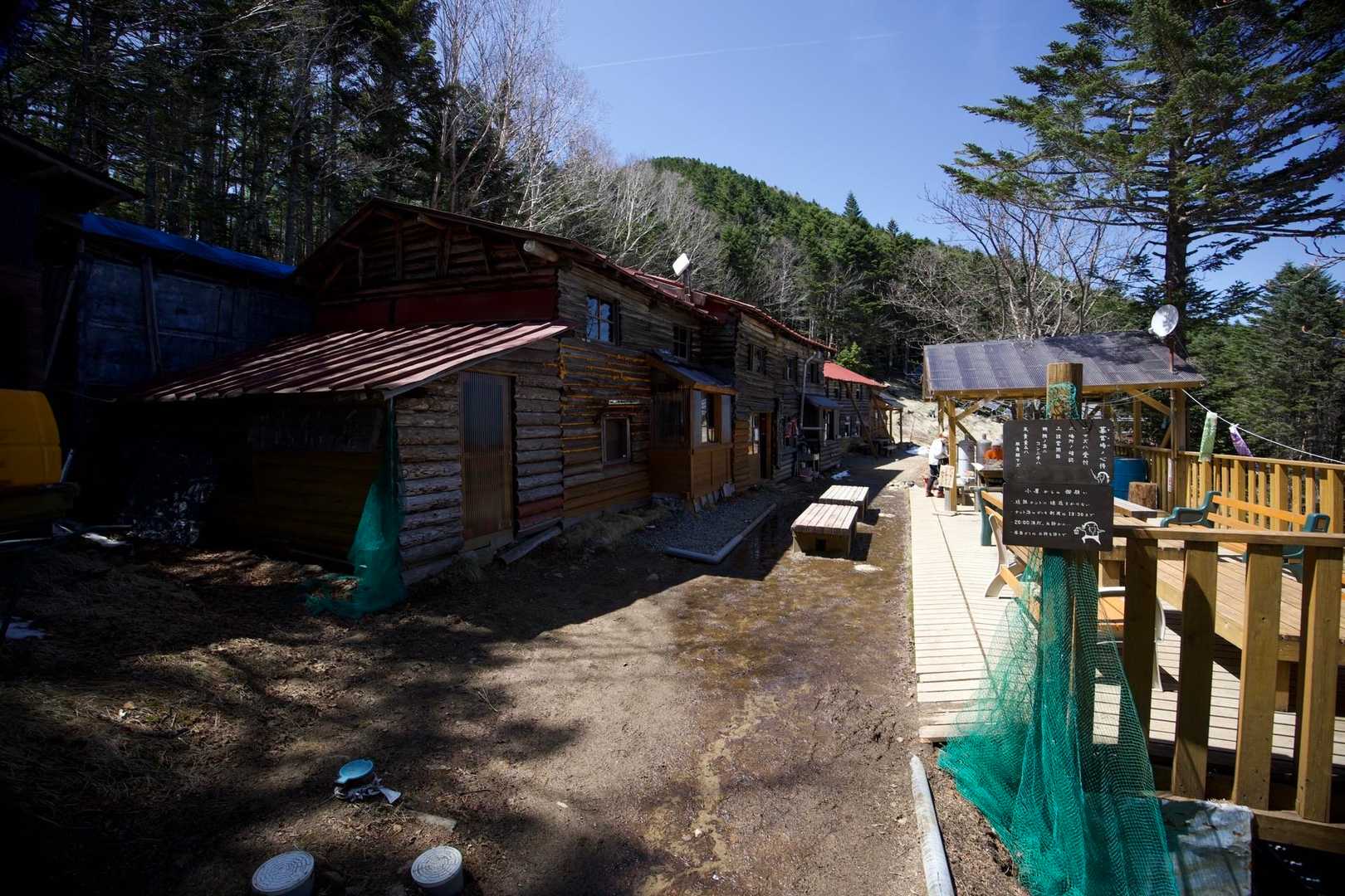 コーラを飲むためだけに甲武信小屋までピストン
