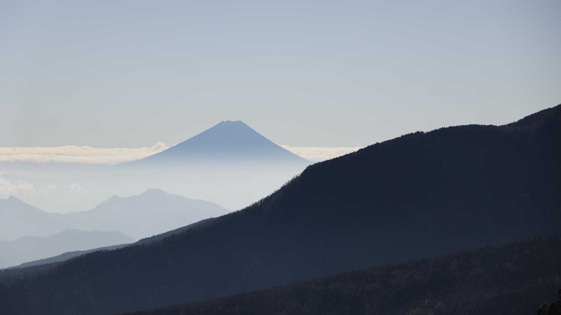 北八ヶ岳縦走（にゅう・東天狗岳・西天狗岳・中山） の写真 14