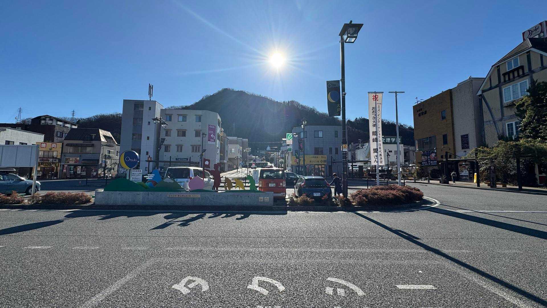 大月駅前
