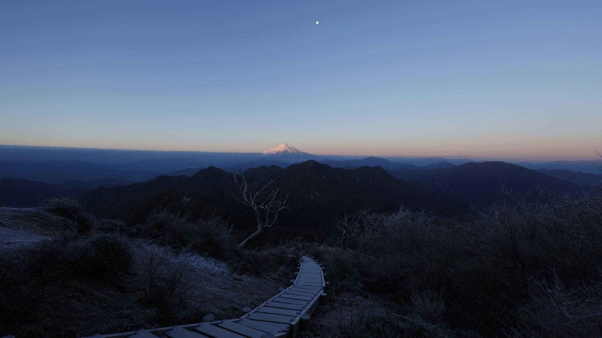 丹沢主脈縦走（檜洞丸•蛭ヶ岳•丹沢山•塔ノ岳•鍋割山） の写真 49
