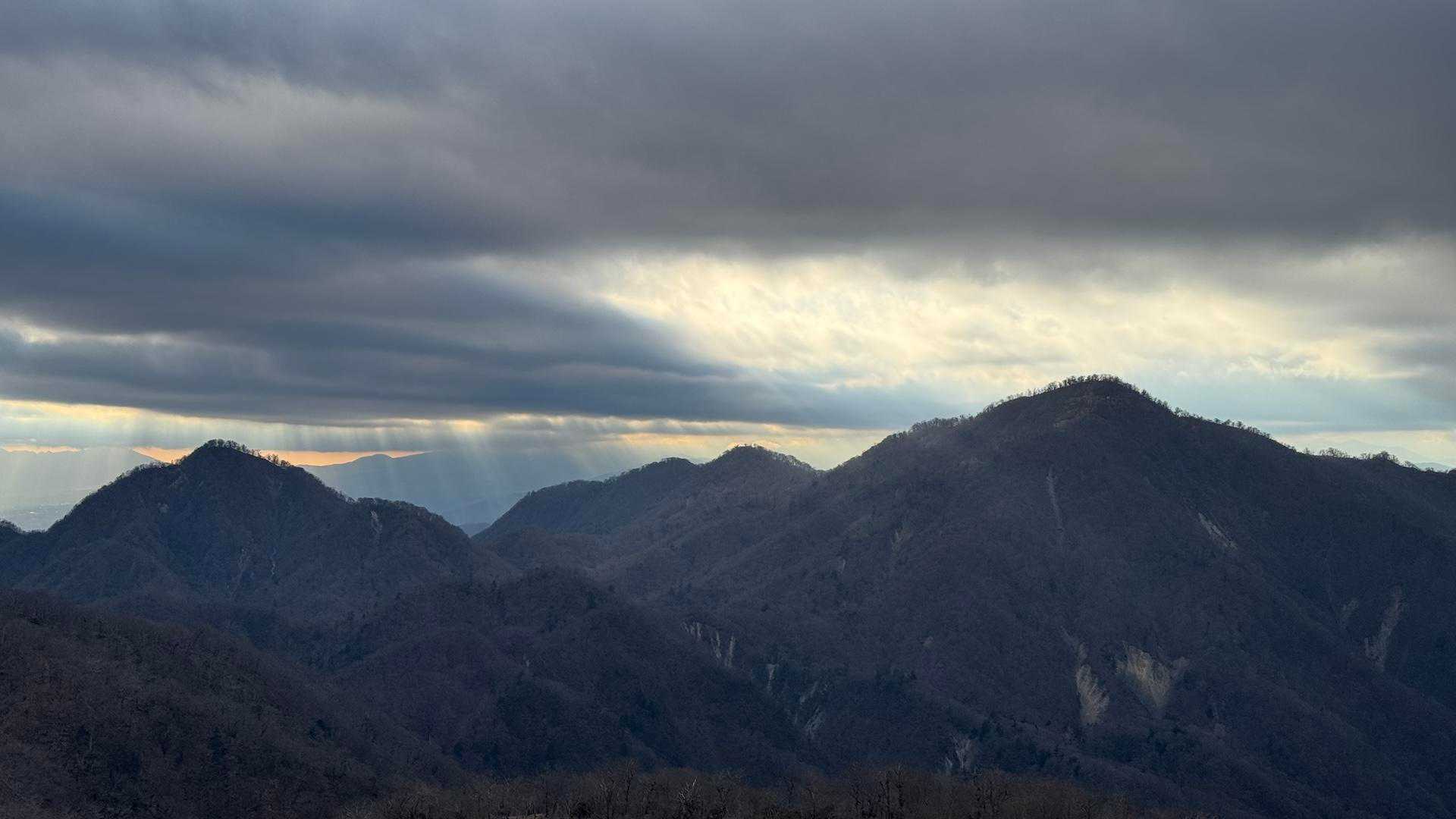 丹沢主脈縦走（檜洞丸•蛭ヶ岳•丹沢山•塔ノ岳•鍋割山） の写真 30