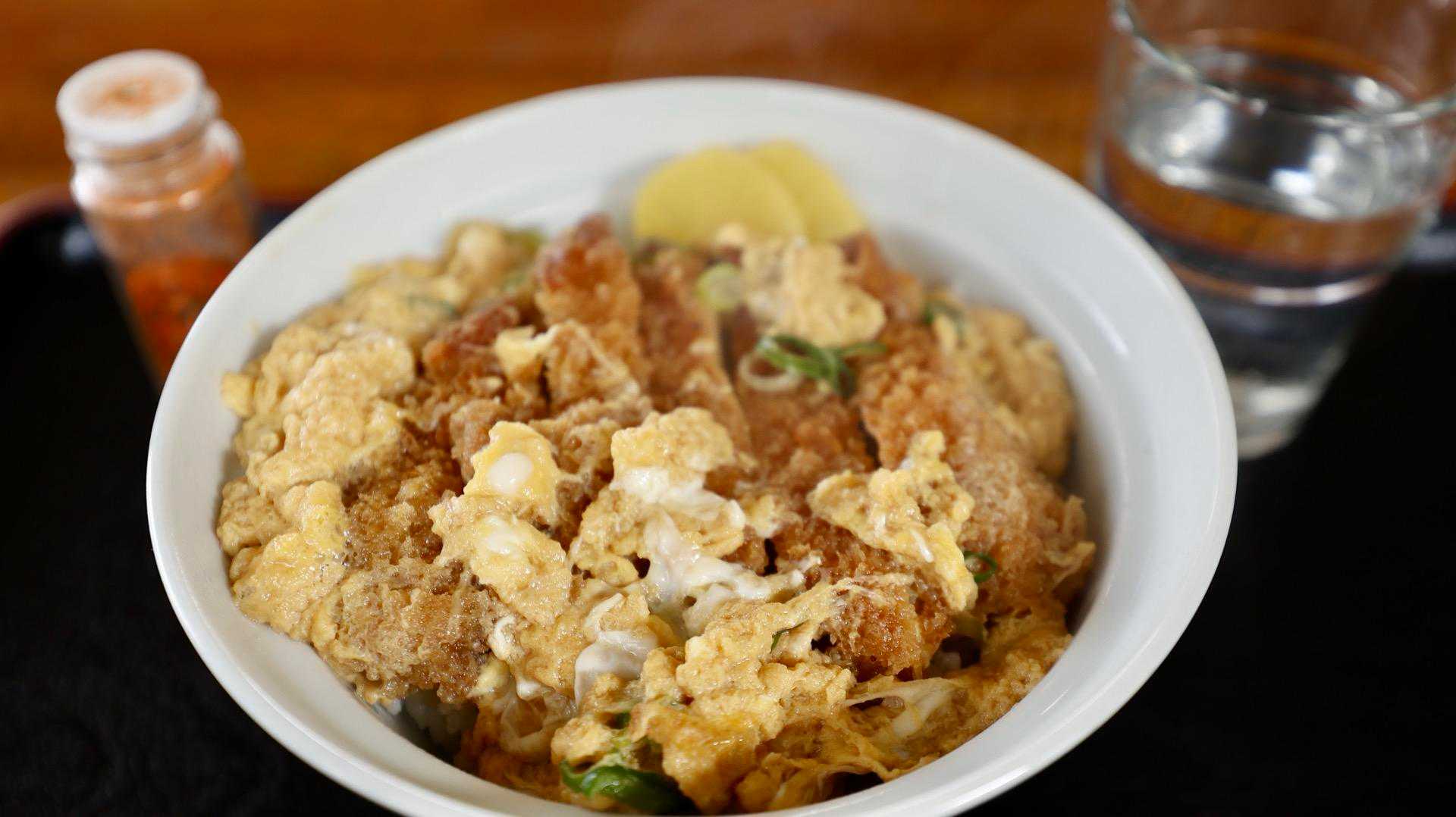 一軒茶屋でカツ丼