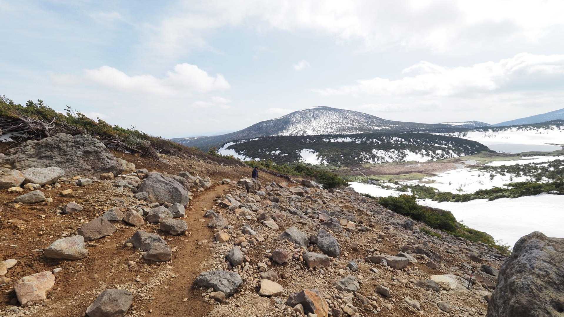 一切経山（雪渓歩き） 浄土平ピストン の写真 8