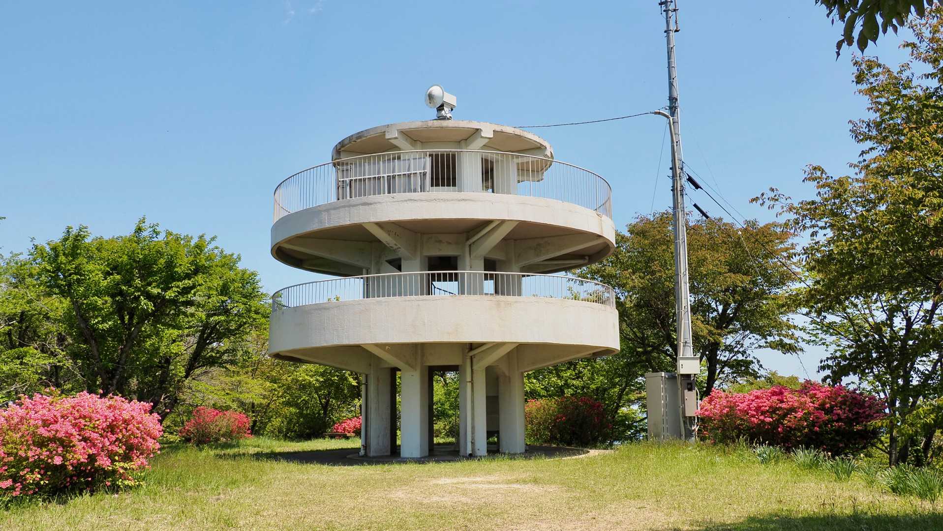 四方山山頂の展望台