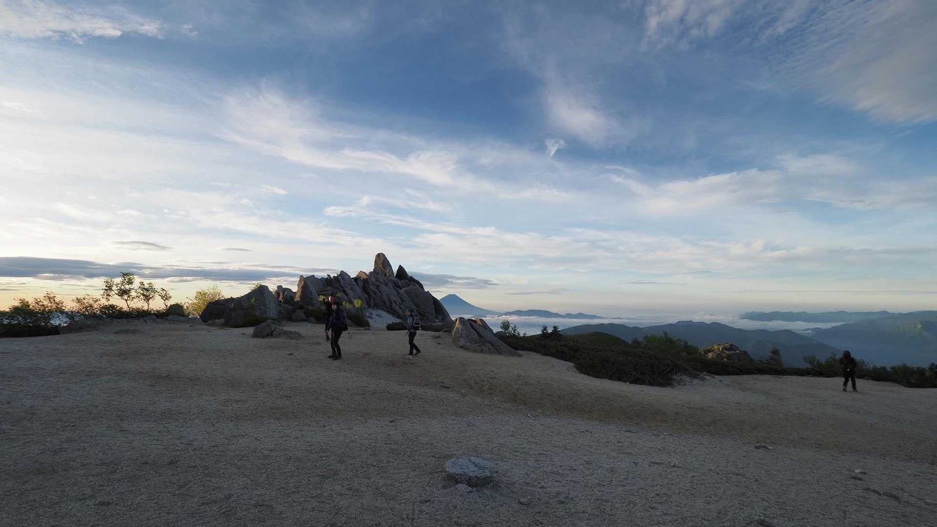 鳳凰三山縦走（薬師岳・観音岳・地蔵岳）夜叉神峠ピストン の写真 29