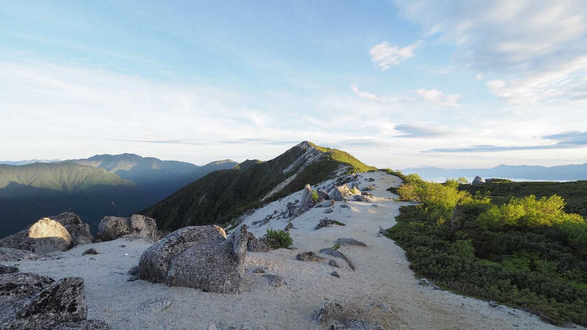 鳳凰三山縦走（薬師岳・観音岳・地蔵岳）夜叉神峠ピストン の写真 30