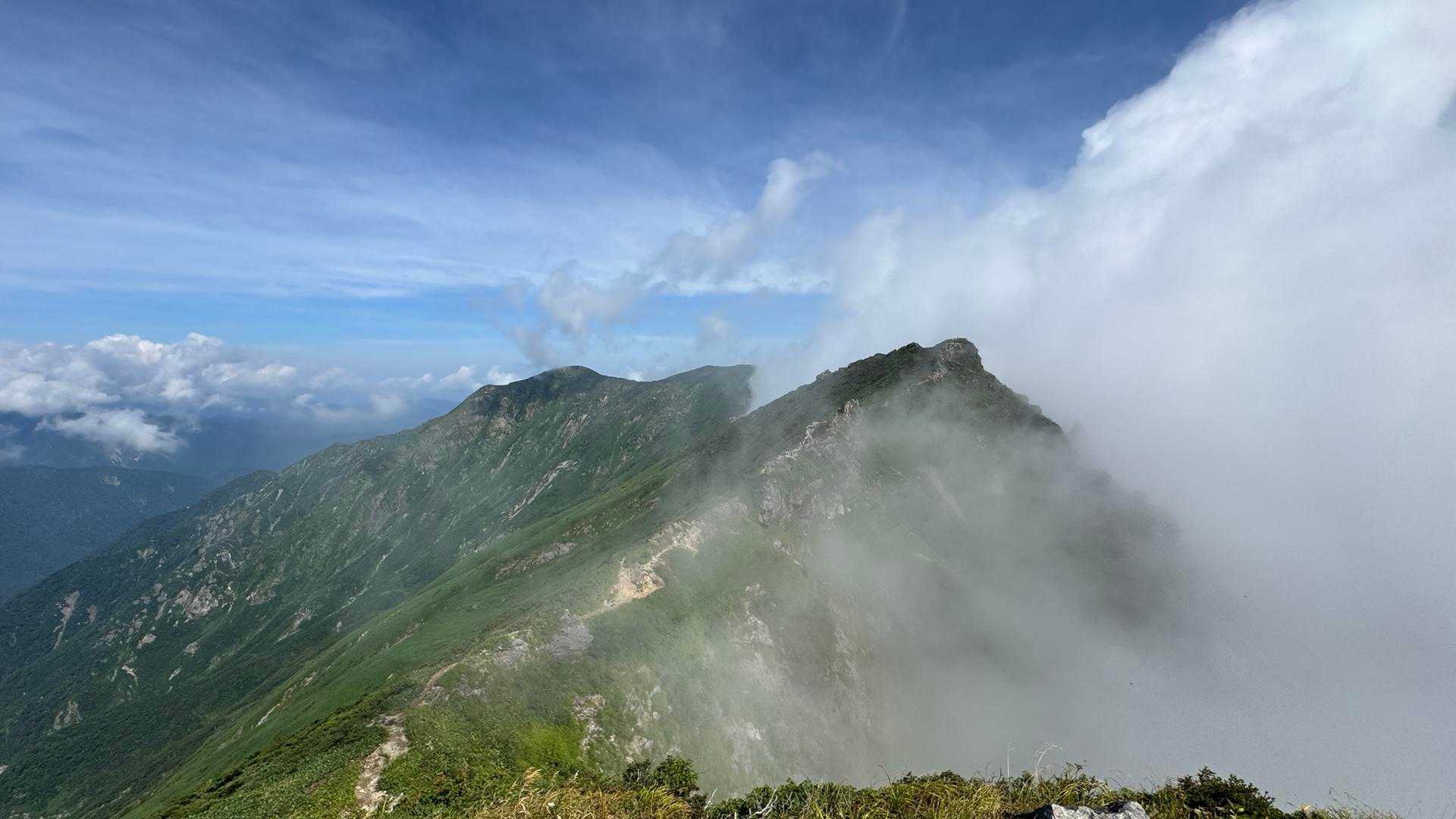 谷川岳主脈縦走（平標山・仙ノ倉山・万太郎山・谷川岳） の写真 92