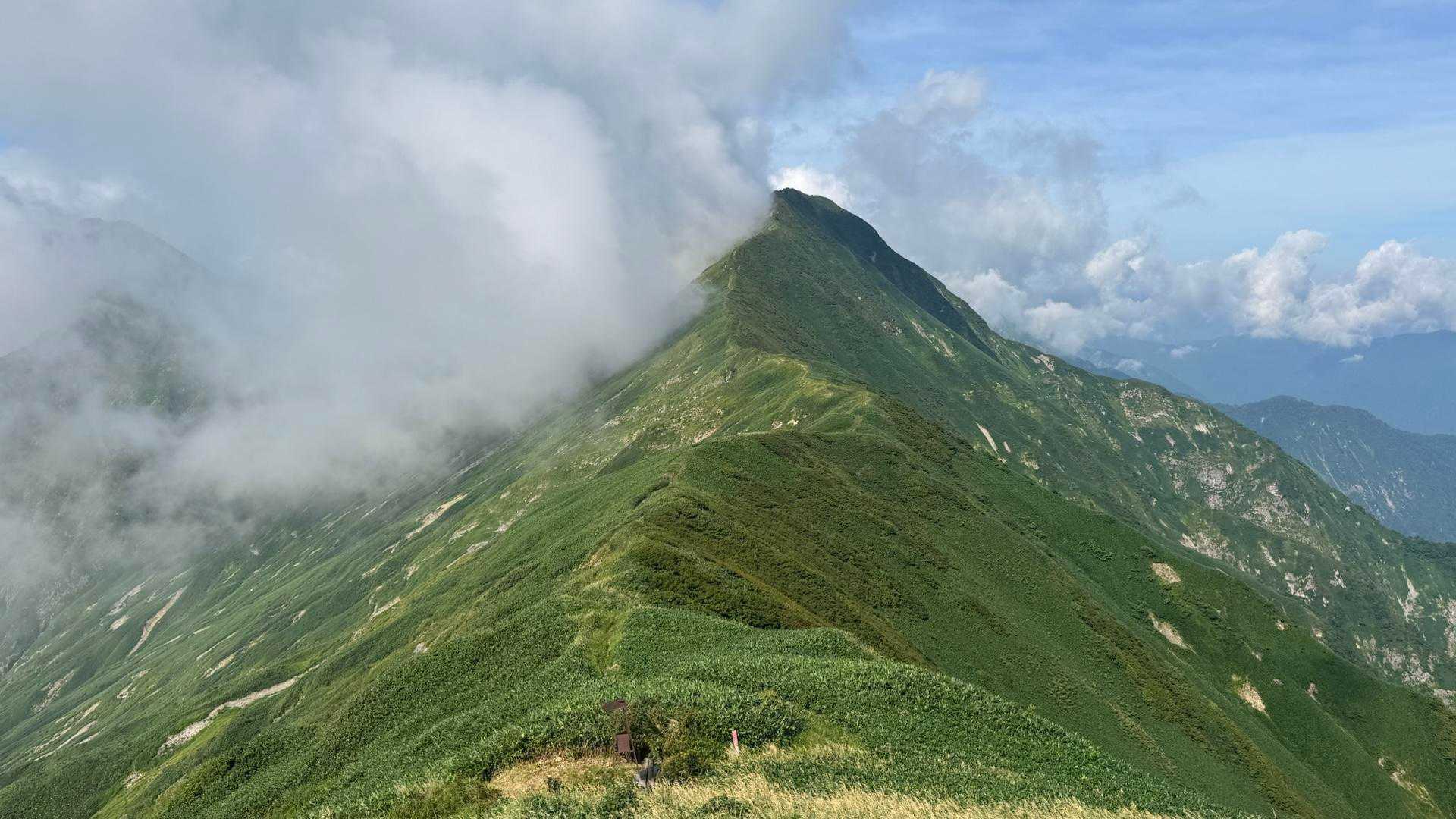 谷川岳主脈縦走（平標山・仙ノ倉山・万太郎山・谷川岳） の写真 86