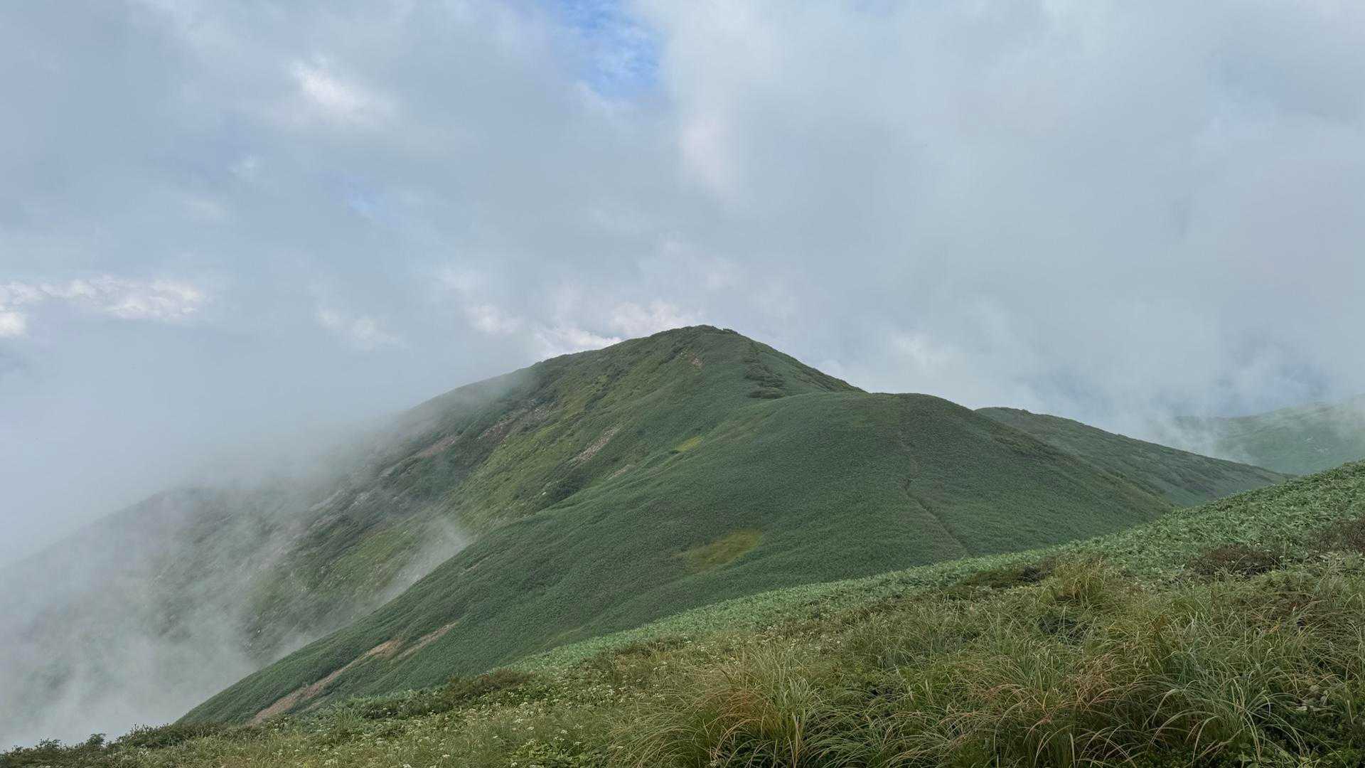 谷川岳主脈縦走（平標山・仙ノ倉山・万太郎山・谷川岳） の写真 43