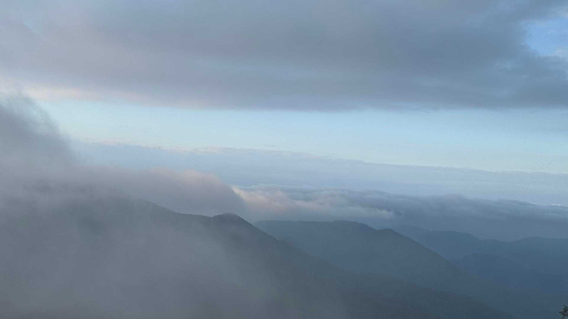 谷川岳主脈縦走（平標山・仙ノ倉山・万太郎山・谷川岳） の写真 26