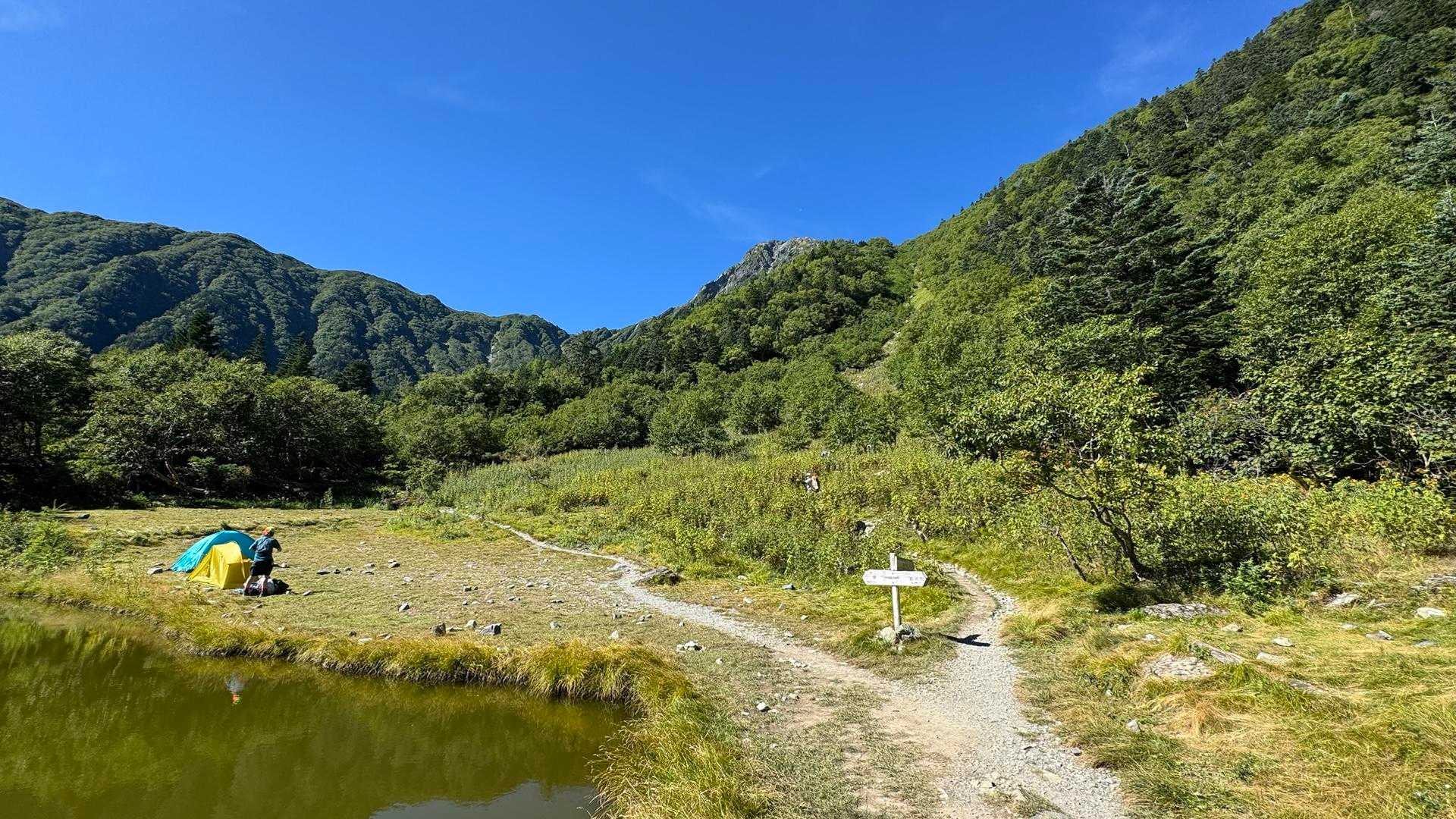 白根三山（北岳・間ノ岳・農鳥岳）、テン泊縦走 の写真 5