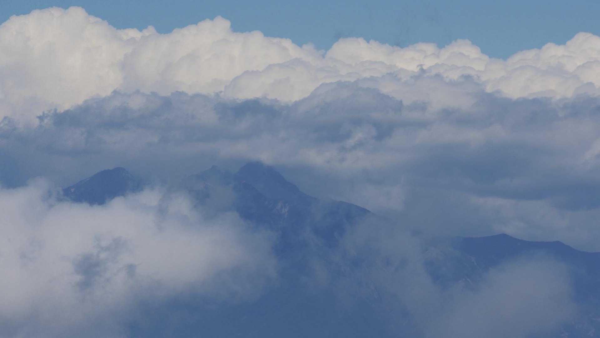 白根三山（北岳・間ノ岳・農鳥岳）、テン泊縦走 の写真 16