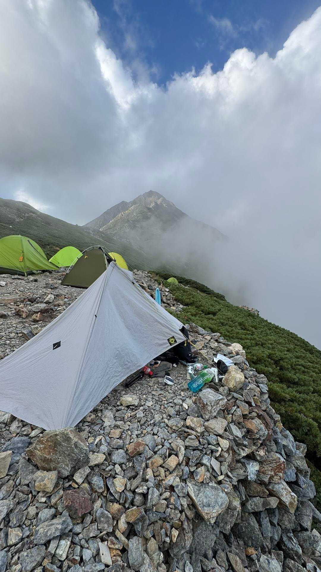 白根三山（北岳・間ノ岳・農鳥岳）、テン泊縦走 の写真 30