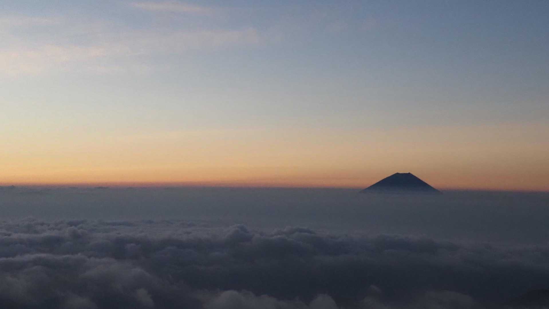 白根三山（北岳・間ノ岳・農鳥岳）、テン泊縦走 の写真 42