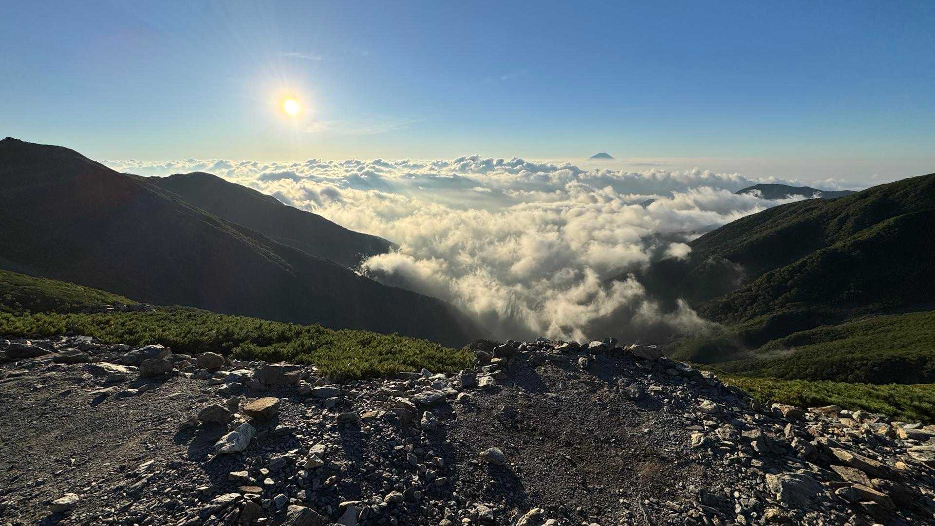 白根三山（北岳・間ノ岳・農鳥岳）、テン泊縦走 の写真 44