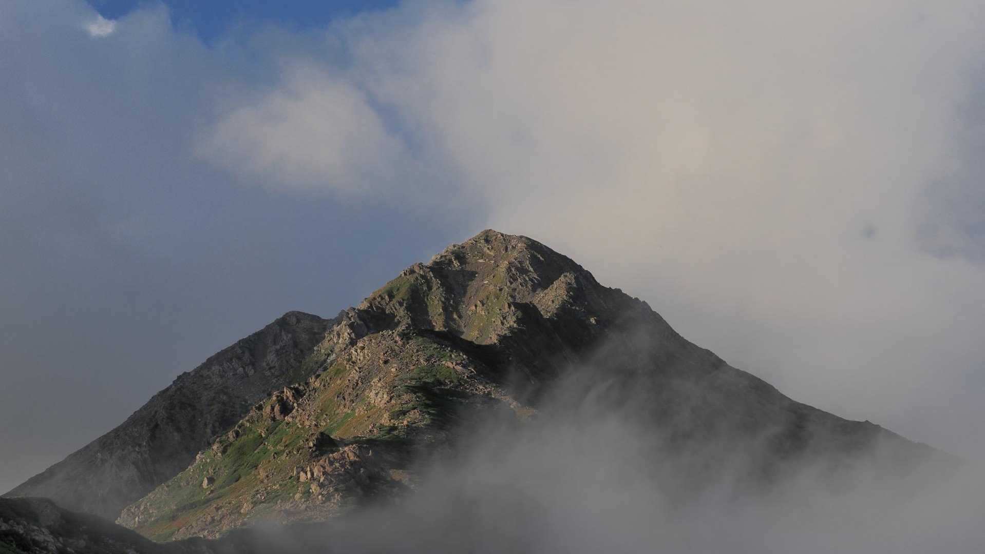 白根三山（北岳・間ノ岳・農鳥岳）、テン泊縦走 の写真 31