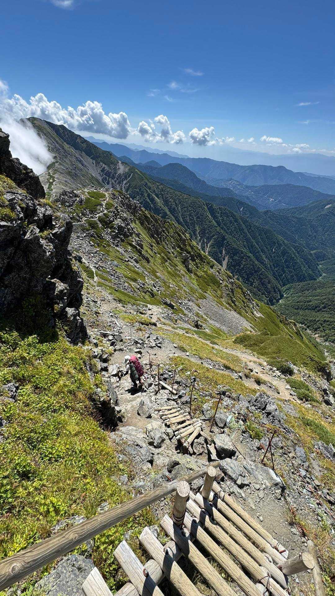 白根三山（北岳・間ノ岳・農鳥岳）、テン泊縦走 の写真 28