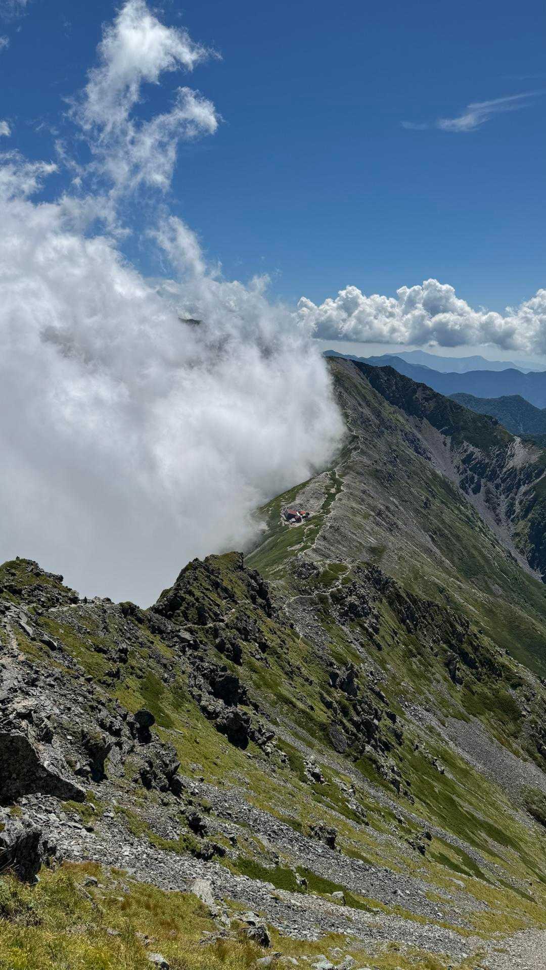 白根三山（北岳・間ノ岳・農鳥岳）、テン泊縦走 の写真 25