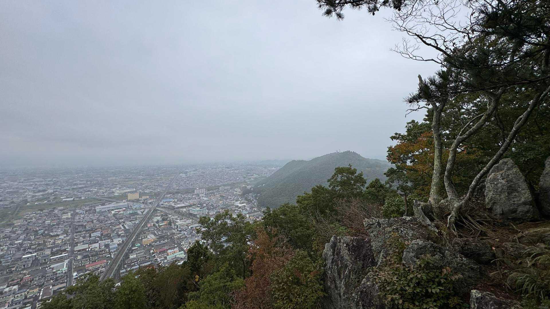 信夫山、ツインピークプチ縦走 の写真 11