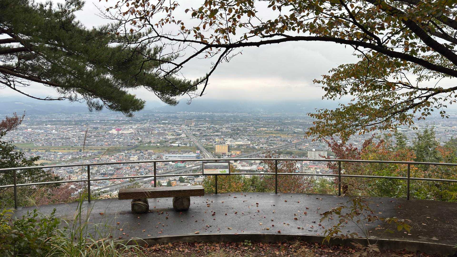 信夫山、ツインピークプチ縦走 の写真 8