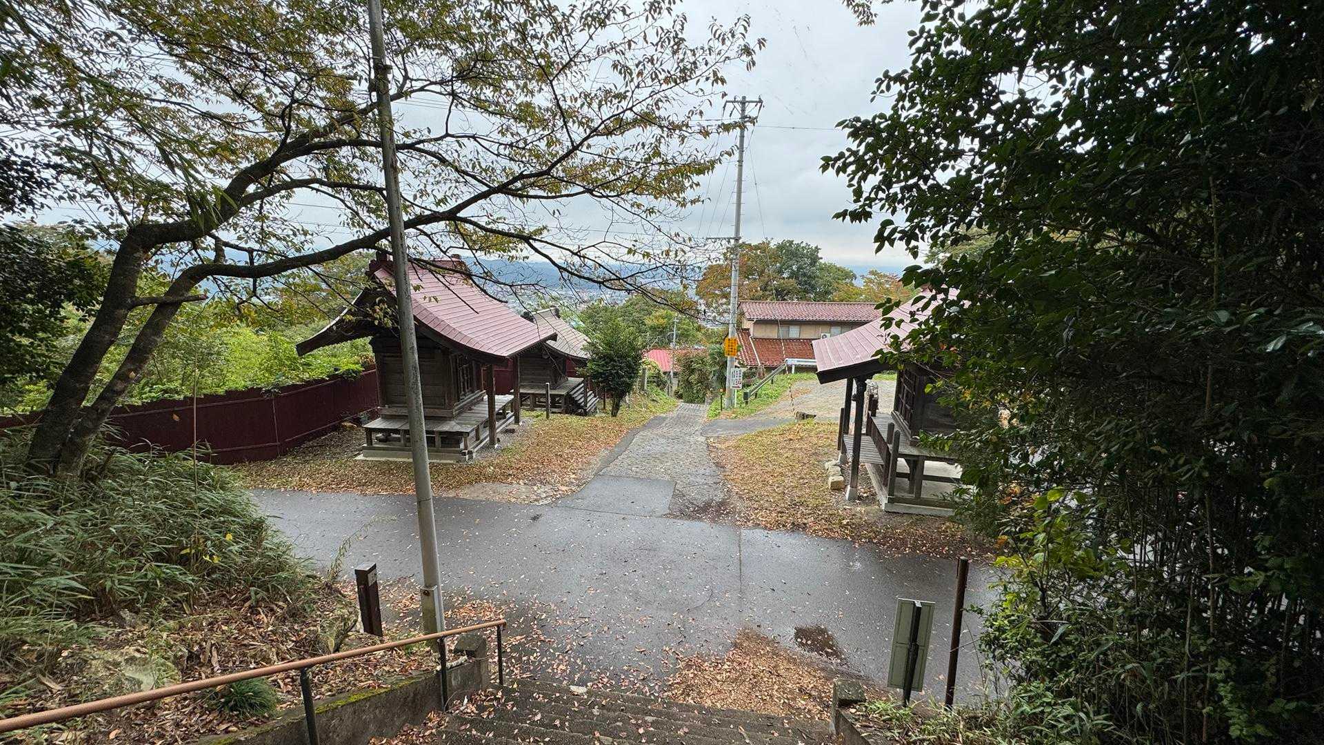 信夫山、ツインピークプチ縦走 の写真 6