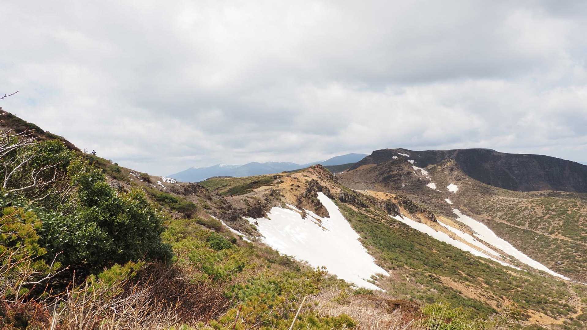 安達太良山、こどもの日ハイク の写真 4