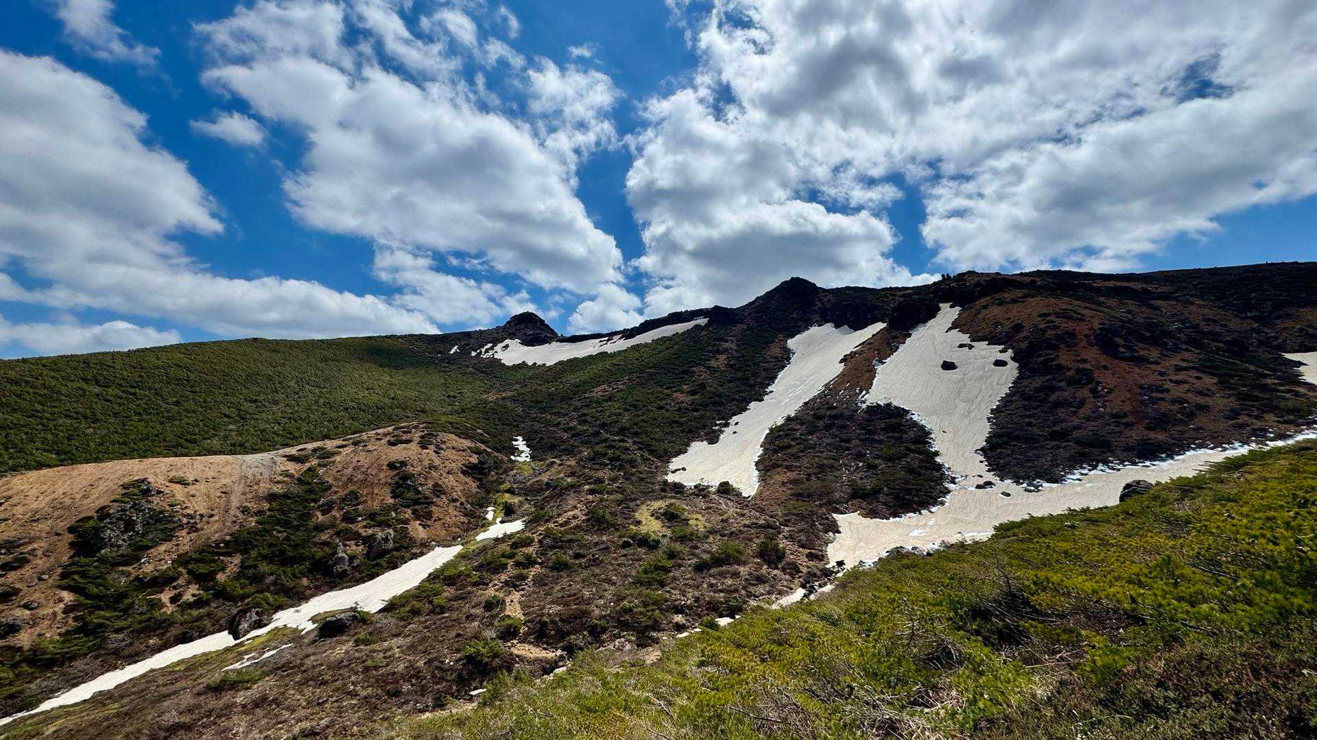 安達太良山、こどもの日ハイク の写真 12